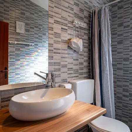 Barba Damir Apartman Pag Town