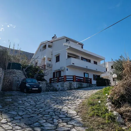 Apartment Barba Damir *