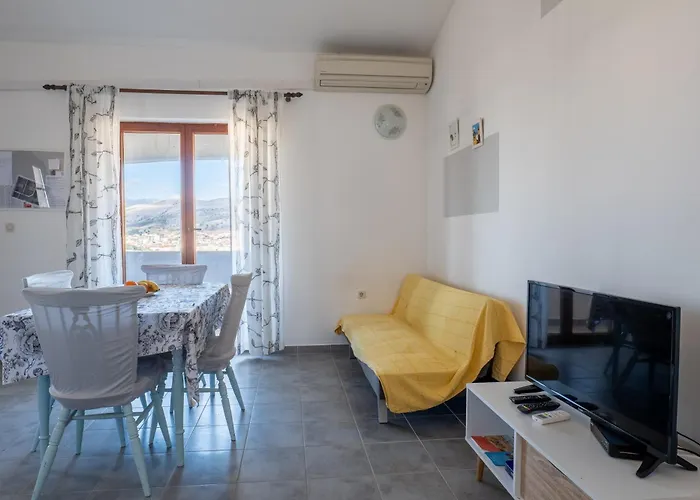 Barba Damir Apartment *