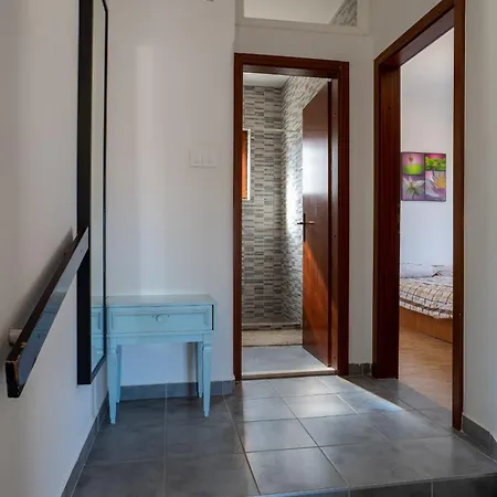 Apartment Barba Damir *