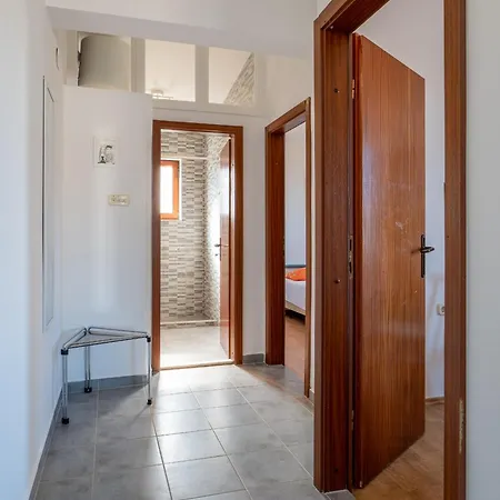 Barba Damir Apartment